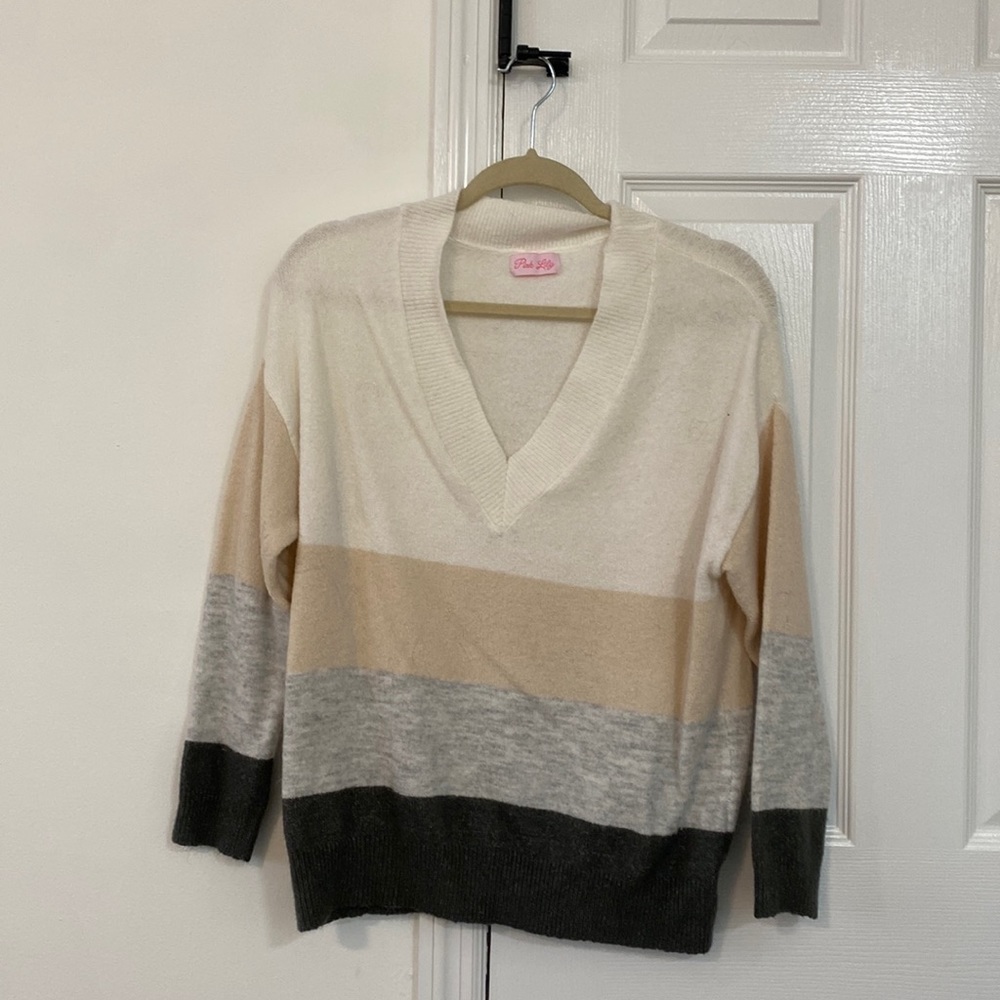 Pink lily sweater